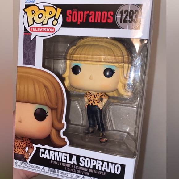 NEW - ‘The Sopranos’ Carmela Soprano Funko Pop - Picture 6 of 14